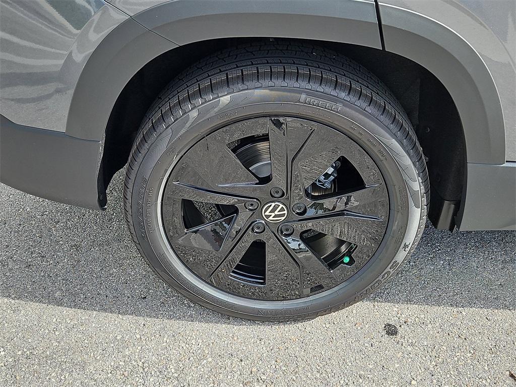 new 2025 Volkswagen Taos car, priced at $27,096