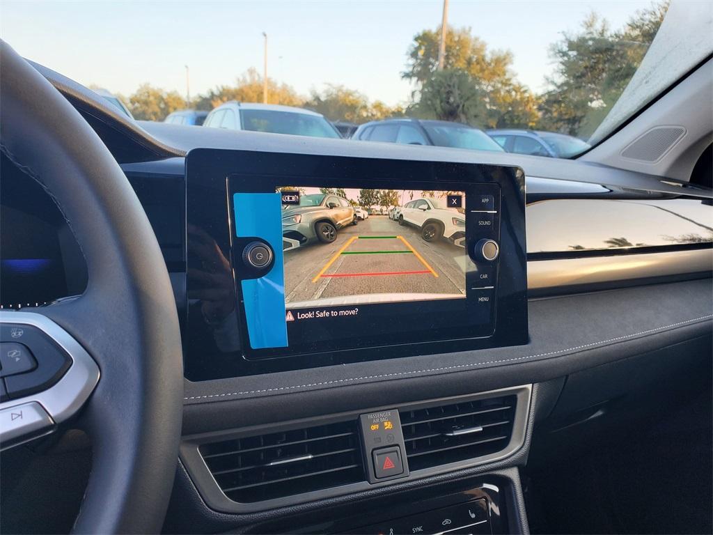 new 2026 Volkswagen Taos car, priced at $34,034