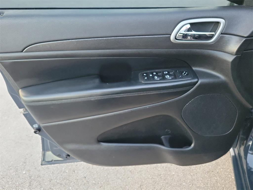 used 2018 Jeep Grand Cherokee car, priced at $12,629