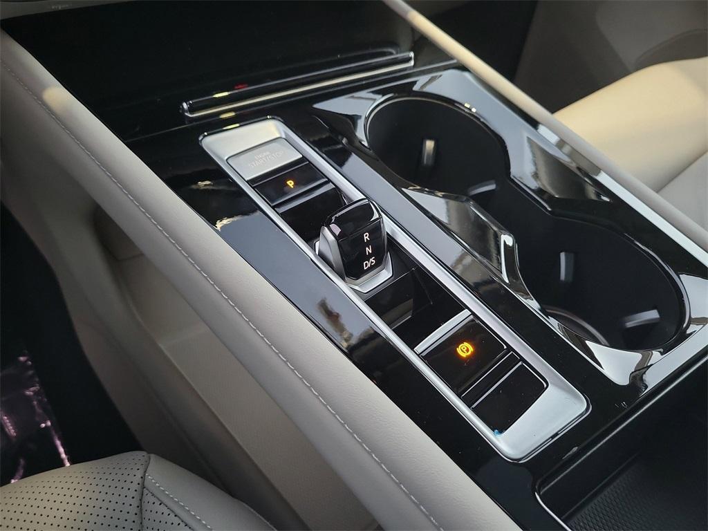 new 2026 Volkswagen Atlas car, priced at $42,828