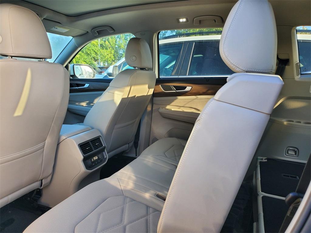 new 2026 Volkswagen Atlas car, priced at $41,793