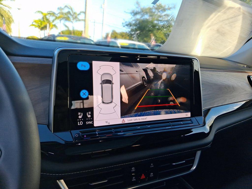 new 2026 Volkswagen Atlas car, priced at $47,889