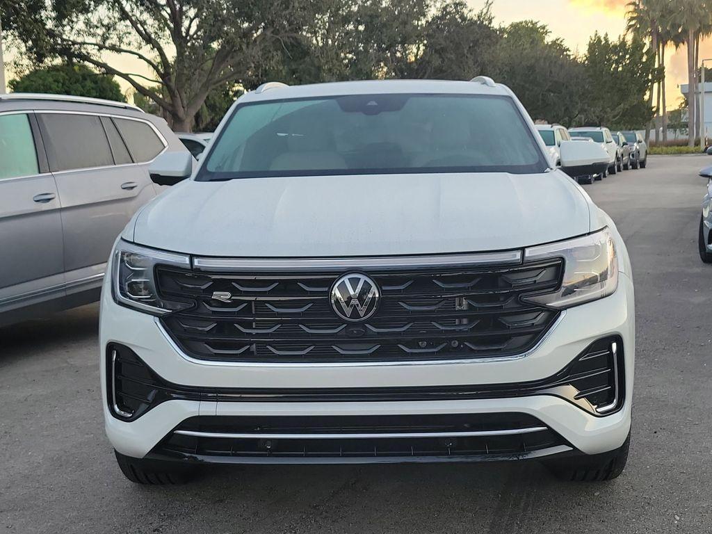new 2026 Volkswagen Atlas Cross Sport car, priced at $51,261