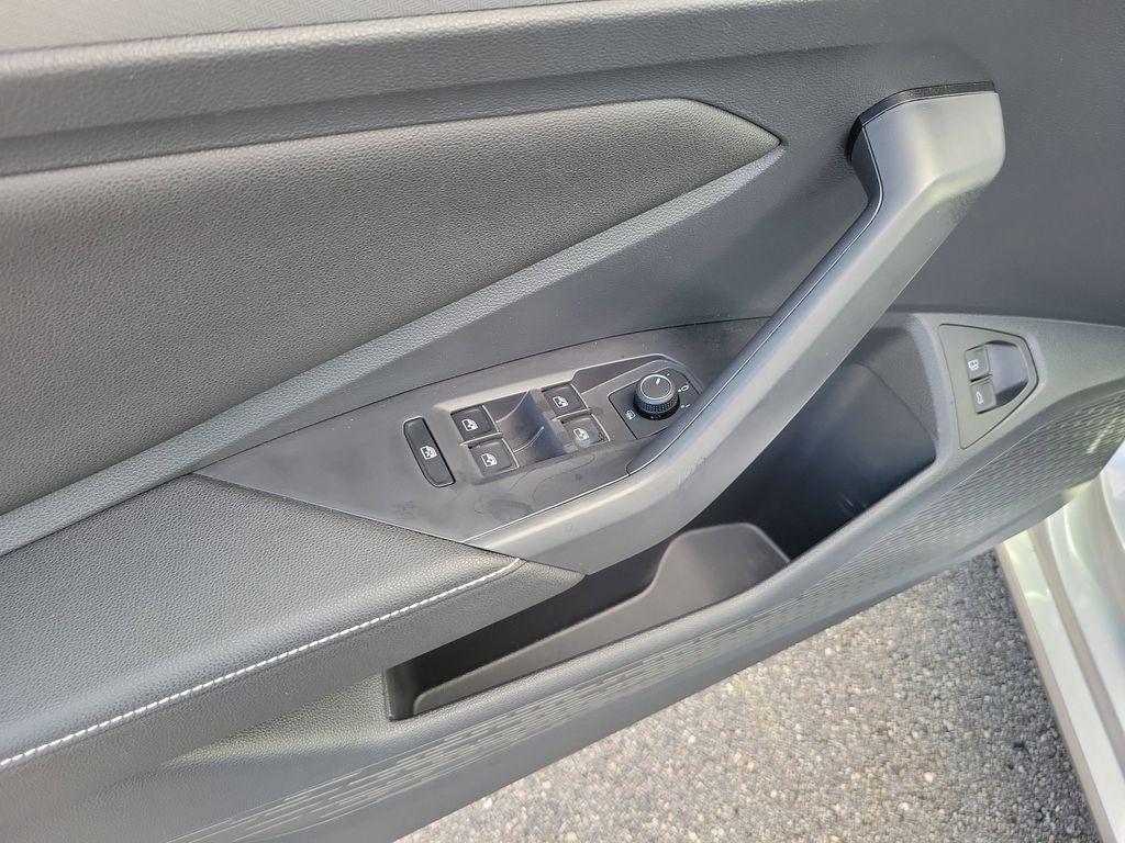 used 2024 Volkswagen Jetta car, priced at $15,899