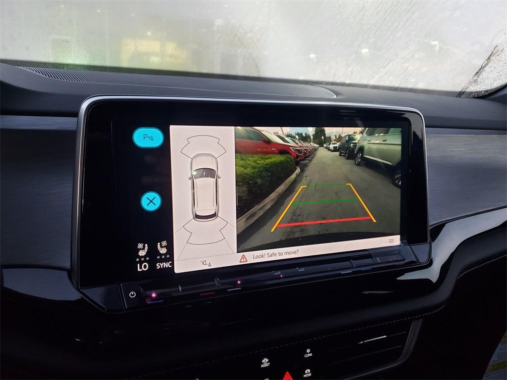 new 2026 Volkswagen Atlas Cross Sport car, priced at $40,538