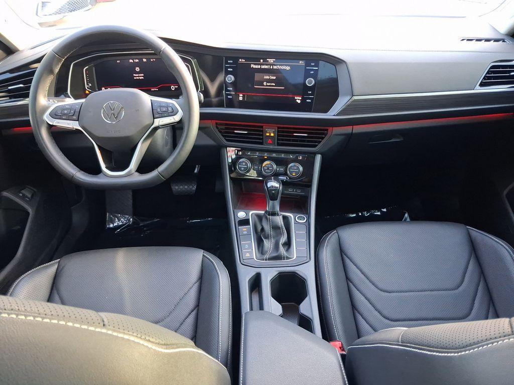 used 2024 Volkswagen Jetta car, priced at $23,072