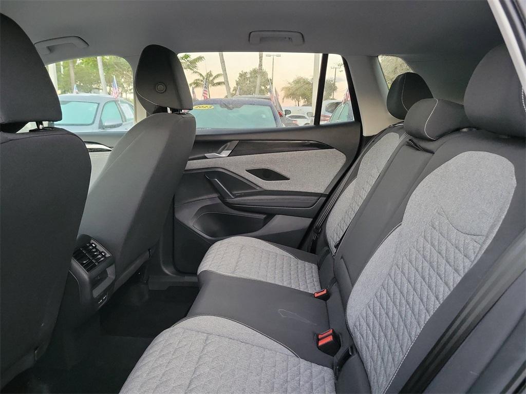 used 2025 Volkswagen Tiguan car, priced at $24,099