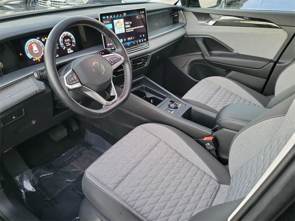 used 2025 Volkswagen Tiguan car, priced at $24,099