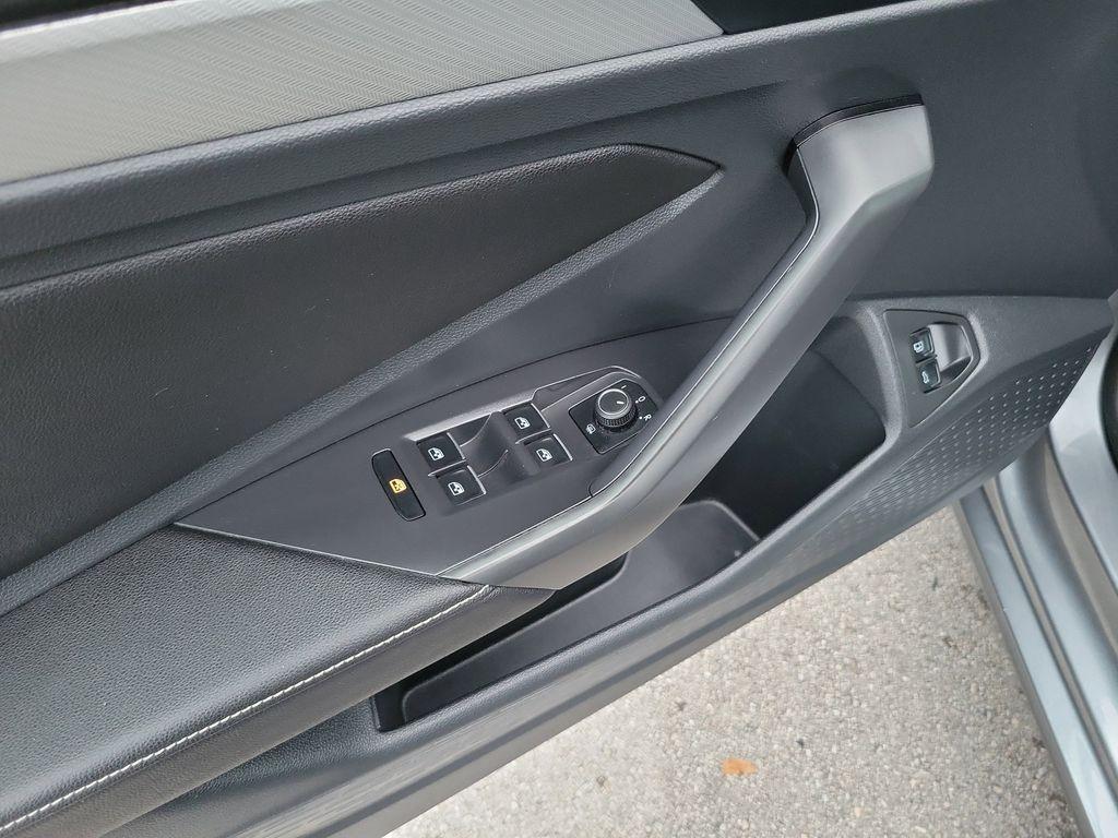 used 2023 Volkswagen Jetta car, priced at $14,829