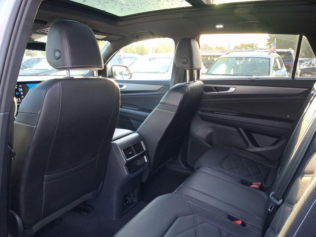 used 2024 Volkswagen Atlas Cross Sport car, priced at $29,082