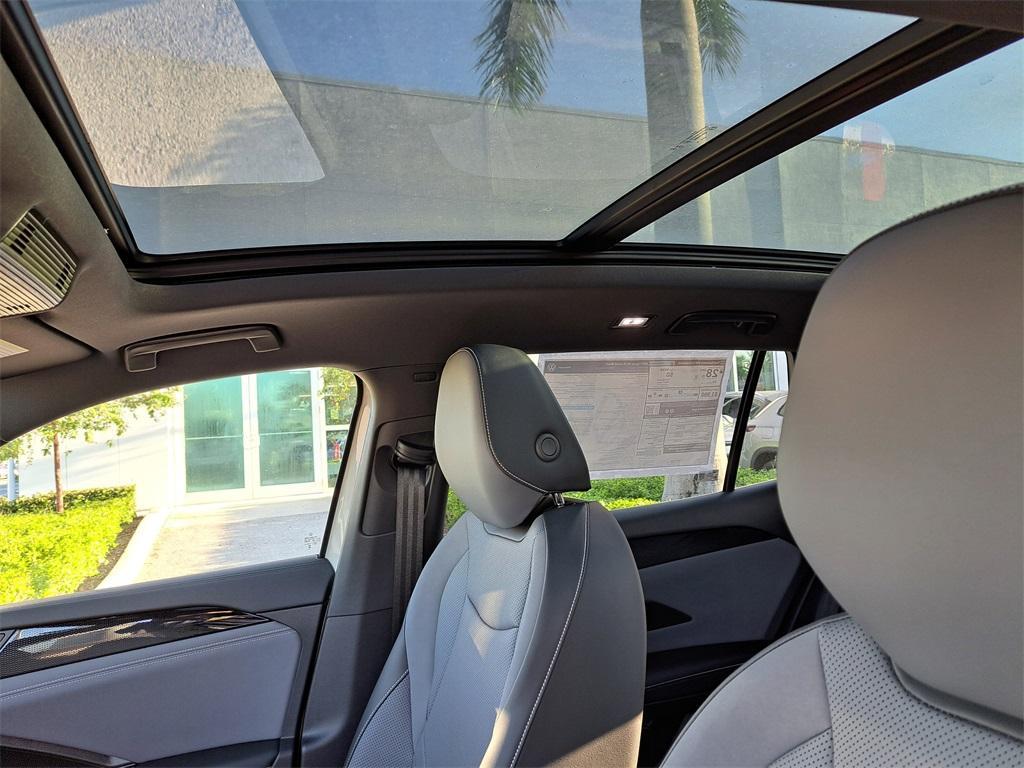 new 2026 Volkswagen Tiguan car, priced at $37,988