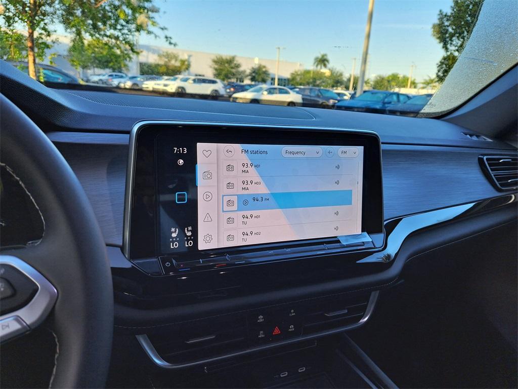 new 2026 Volkswagen Atlas Cross Sport car, priced at $41,603