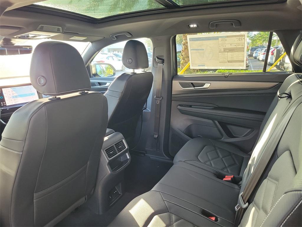 new 2026 Volkswagen Atlas Cross Sport car, priced at $41,603