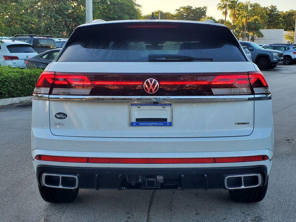 new 2026 Volkswagen Atlas Cross Sport car, priced at $51,261