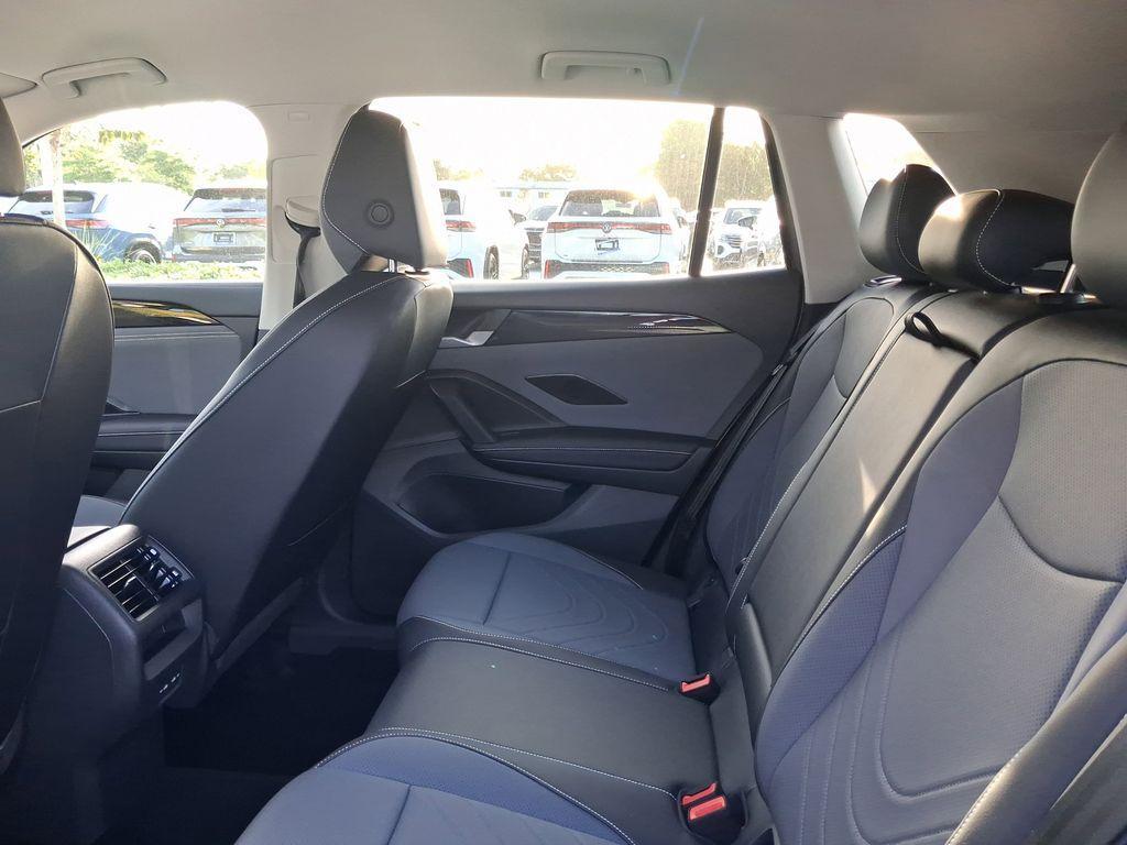used 2025 Volkswagen Tiguan car, priced at $32,732