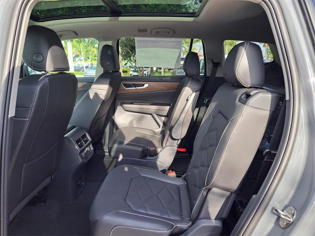 new 2026 Volkswagen Atlas car, priced at $42,828