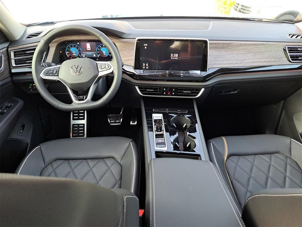 new 2026 Volkswagen Atlas car, priced at $52,301