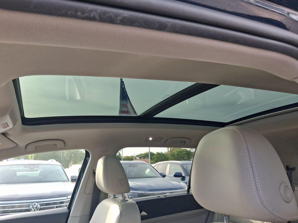 used 2022 Volkswagen Atlas car, priced at $31,299