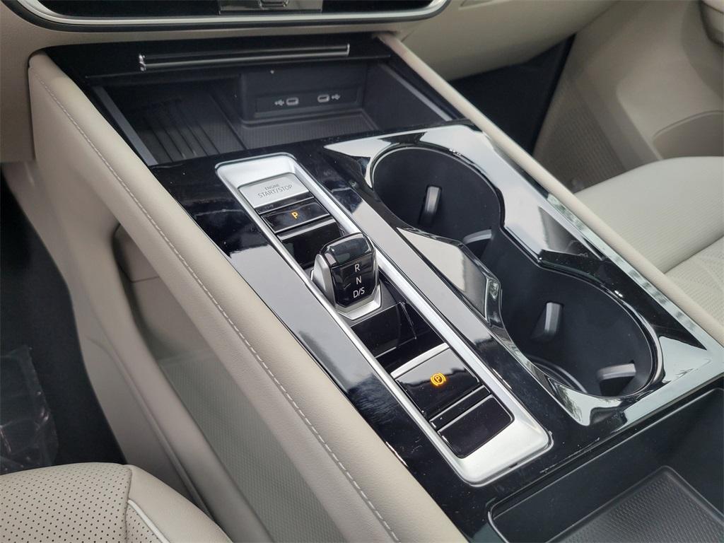 new 2026 Volkswagen Atlas car, priced at $52,220