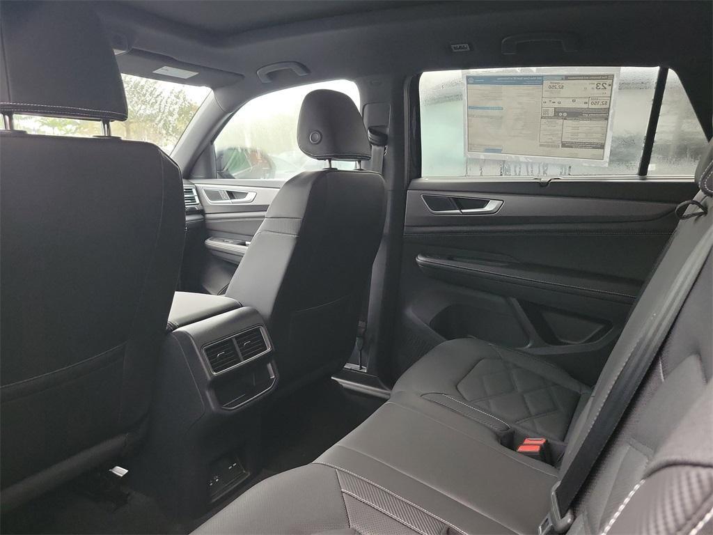 new 2026 Volkswagen Atlas Cross Sport car, priced at $41,603