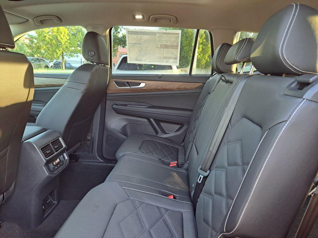 new 2026 Volkswagen Atlas car, priced at $48,063
