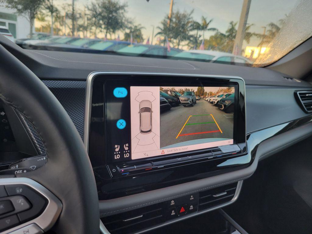 new 2026 Volkswagen Atlas Cross Sport car, priced at $48,301