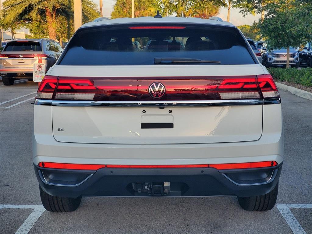 new 2026 Volkswagen Atlas Cross Sport car, priced at $42,007