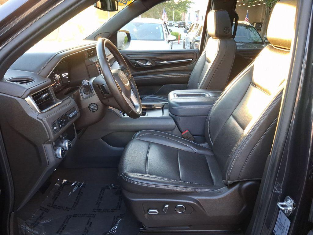 used 2023 GMC Yukon car, priced at $48,752