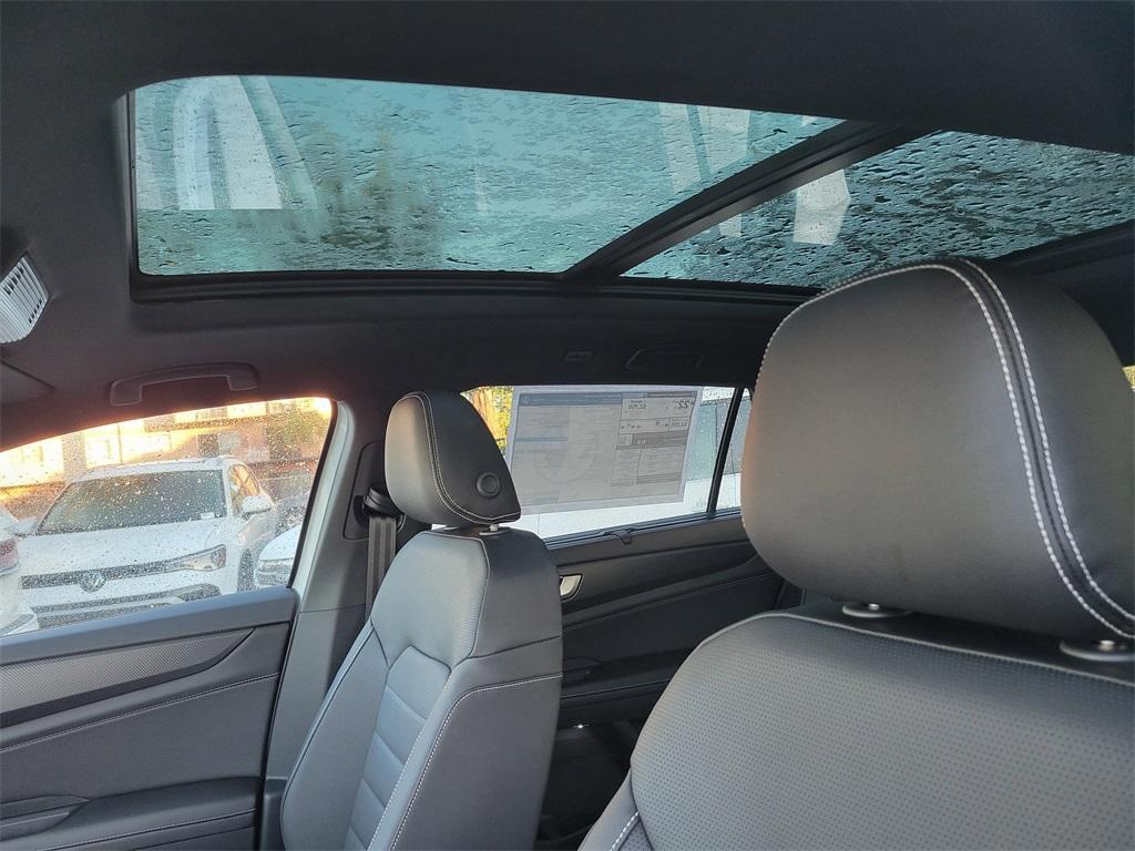 new 2026 Volkswagen Atlas Cross Sport car, priced at $46,417