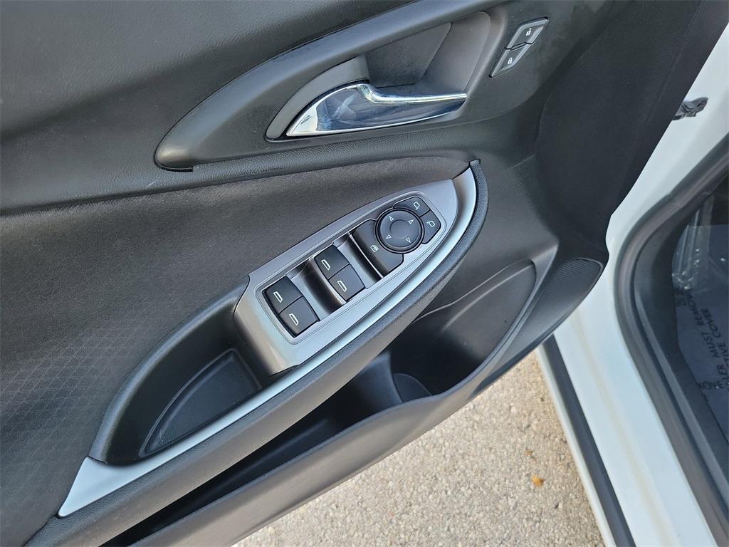 used 2022 Chevrolet Malibu car, priced at $13,199