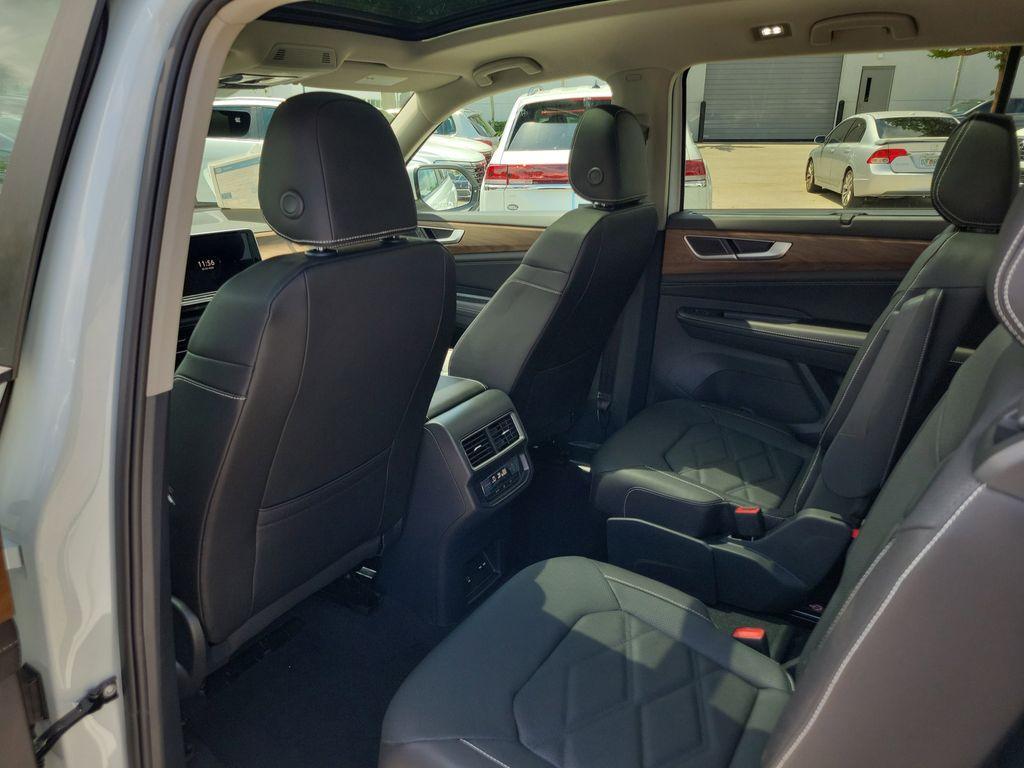 new 2026 Volkswagen Atlas car, priced at $49,173