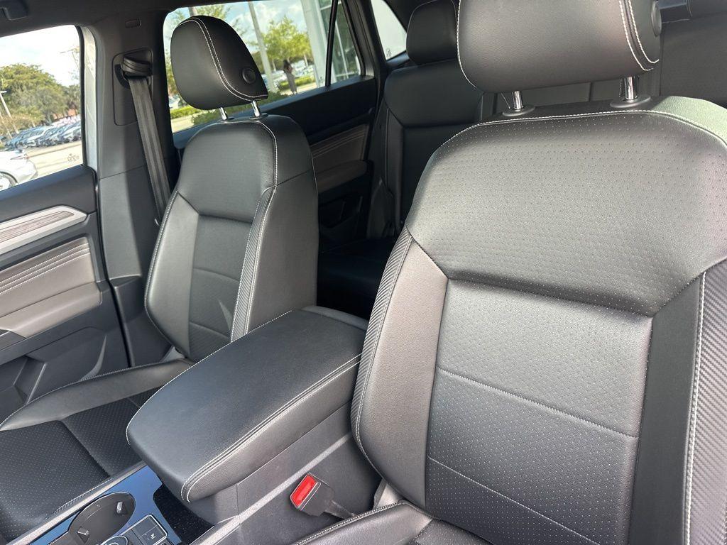 used 2022 Volkswagen Atlas Cross Sport car, priced at $23,699