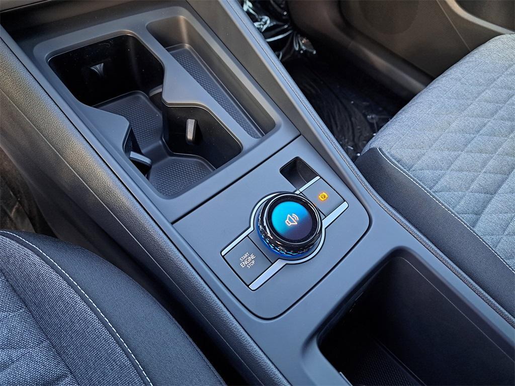 new 2026 Volkswagen Tiguan car, priced at $32,328