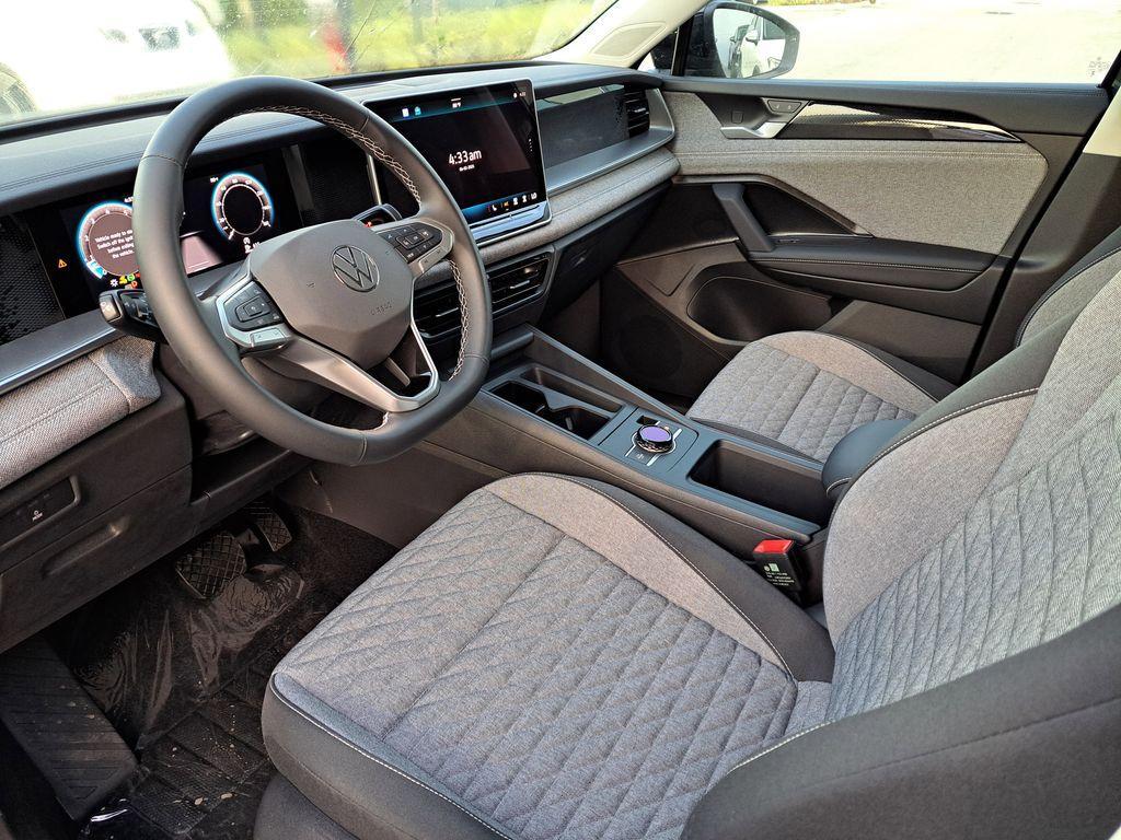 new 2026 Volkswagen Tiguan car, priced at $32,328