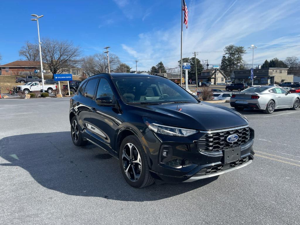 used 2023 Ford Escape car, priced at $26,599
