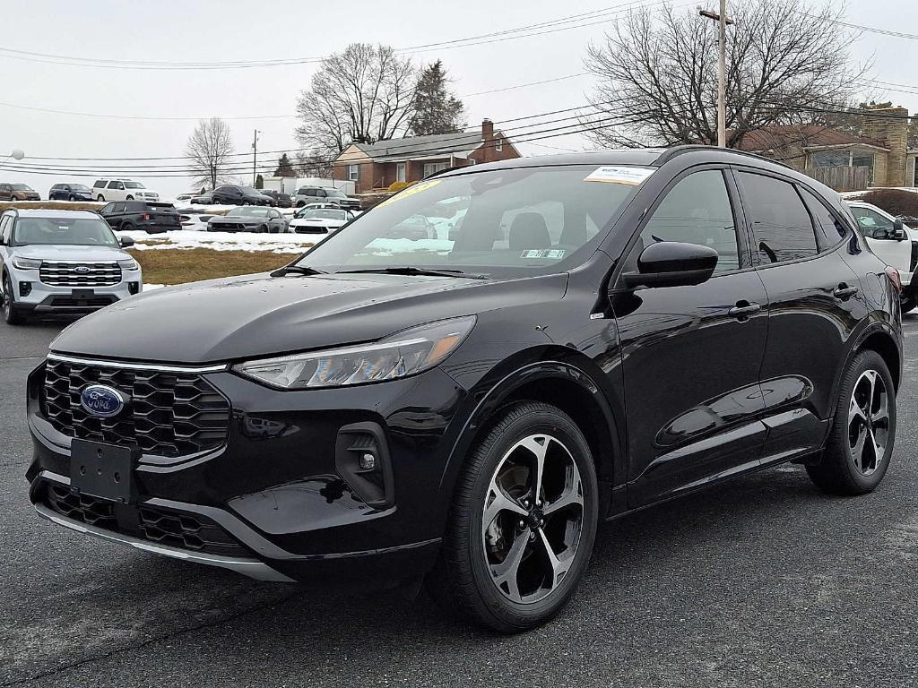 used 2023 Ford Escape car, priced at $26,999
