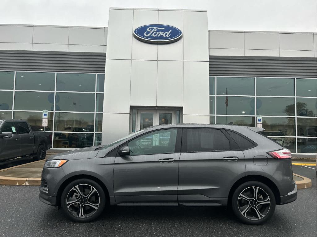 used 2022 Ford Edge car, priced at $32,995