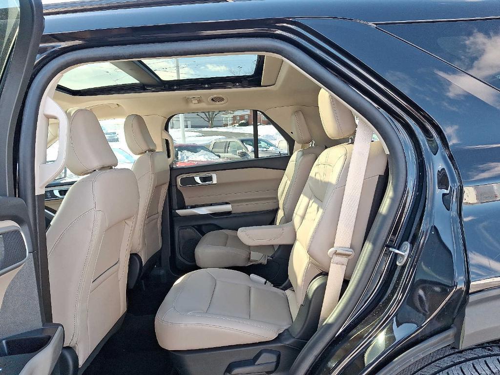 used 2022 Ford Explorer car, priced at $32,999