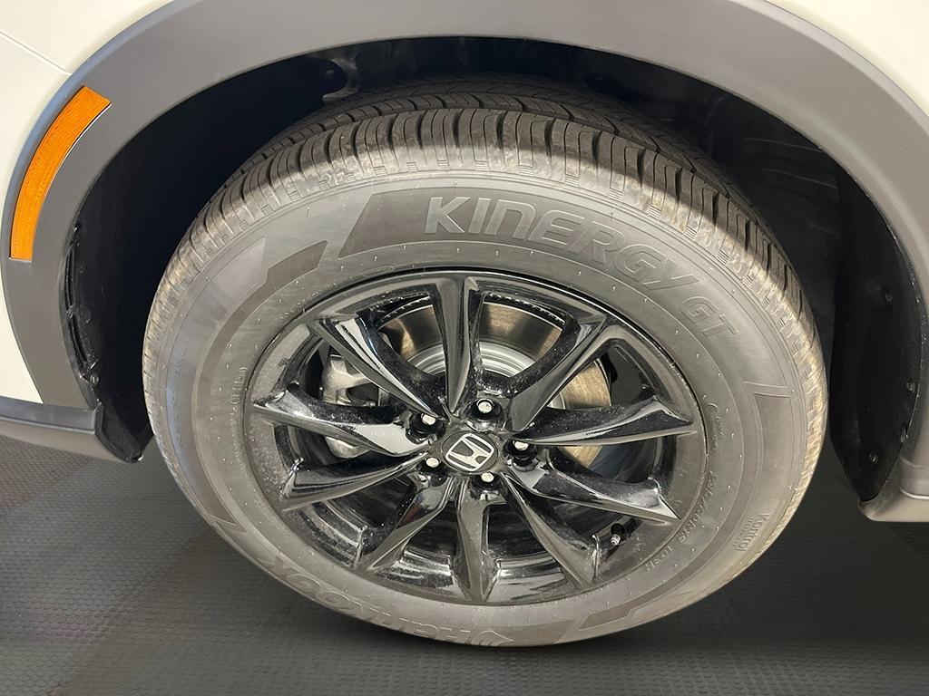 new 2026 Honda CR-V Hybrid car, priced at $39,035