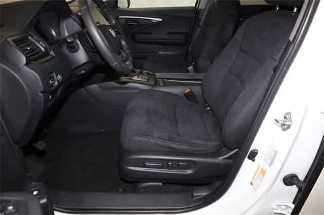 used 2021 Honda Pilot car, priced at $19,000