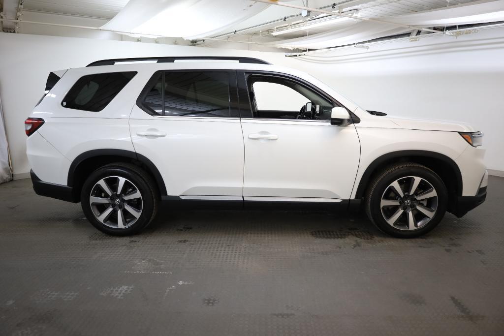used 2023 Honda Pilot car, priced at $43,870