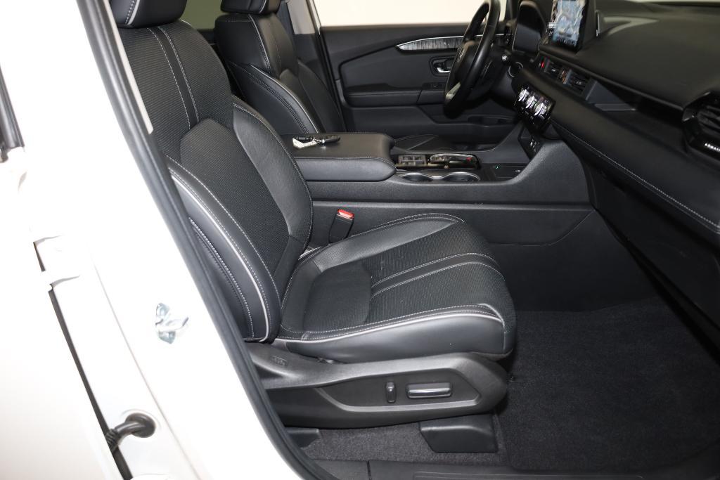 used 2023 Honda Pilot car, priced at $43,870