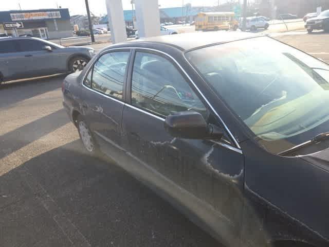used 2001 Honda Accord car, priced at $4,495