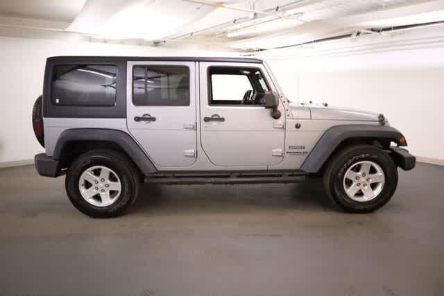 used 2015 Jeep Wrangler Unlimited car, priced at $9,216