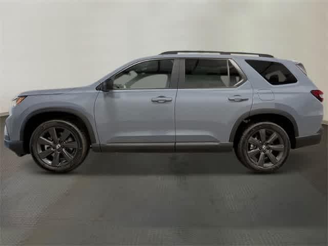 new 2025 Honda Pilot car, priced at $44,250