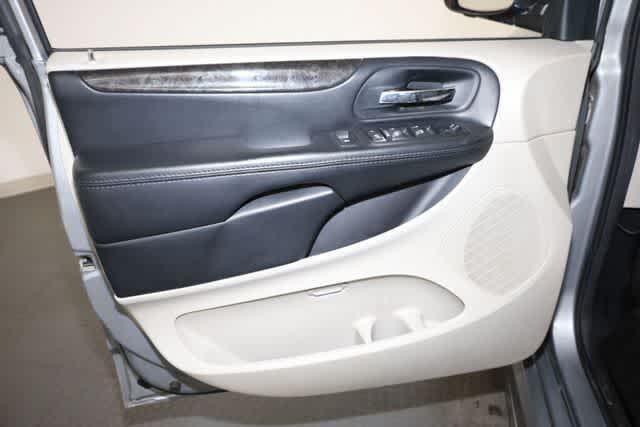 used 2015 Dodge Grand Caravan car, priced at $6,500