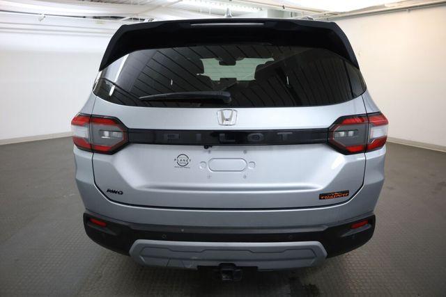 used 2024 Honda Pilot car, priced at $39,999