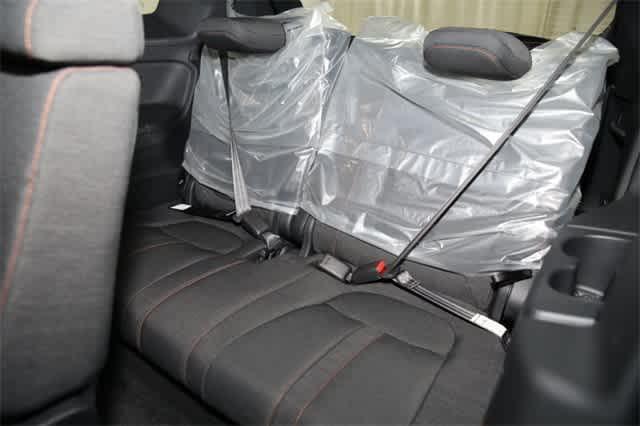 new 2025 Honda Pilot car, priced at $43,795