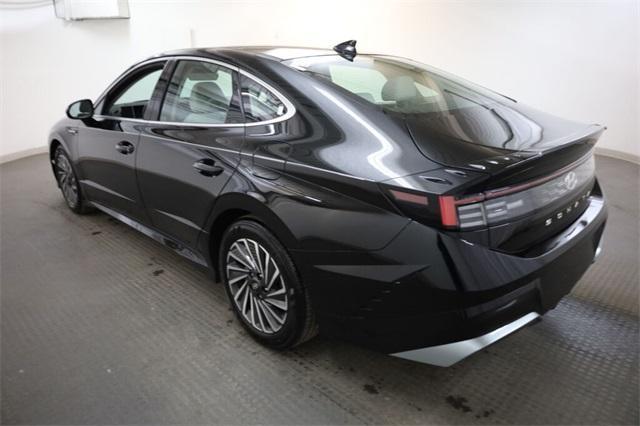 used 2024 Hyundai Sonata Hybrid car, priced at $23,266
