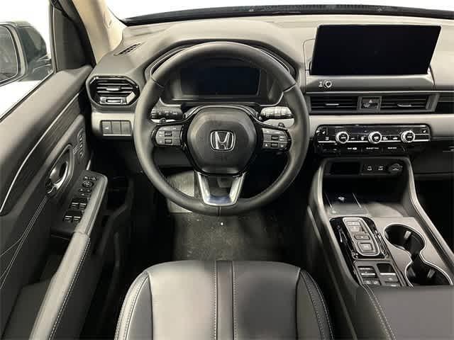 new 2026 Honda Pilot car, priced at $53,045